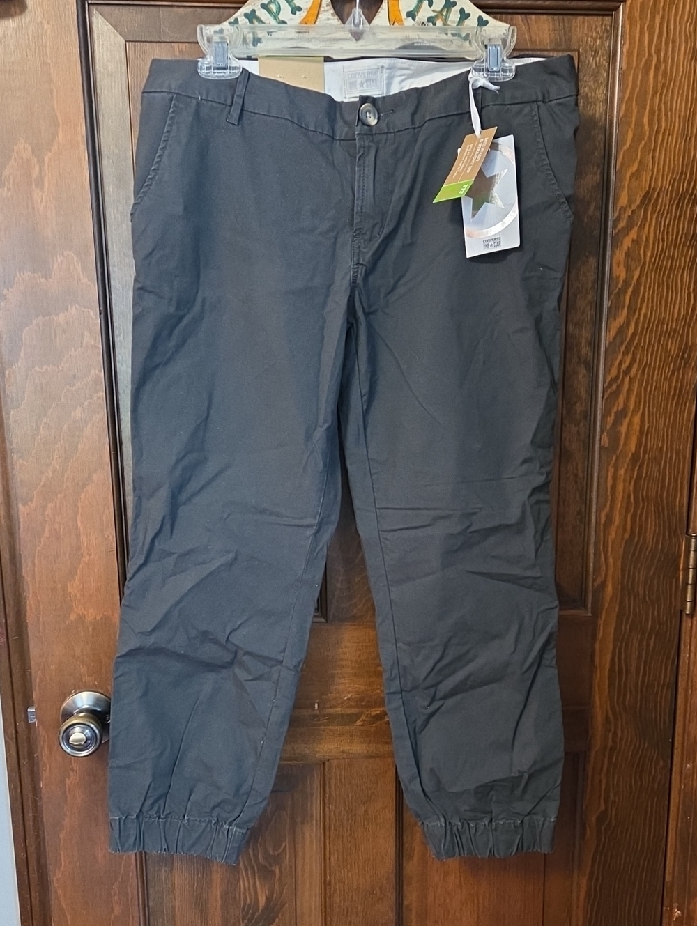 Converse Cropped Chino Style Pant.